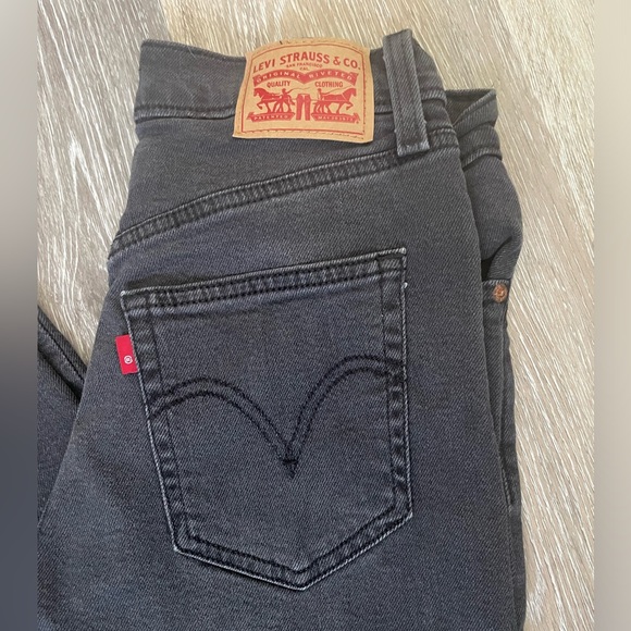 LEVI’S RIBCAGE STRAIGHT ANKLE WOMEN'S JEANS Size 28 Length 27 - Picture 8 of 8